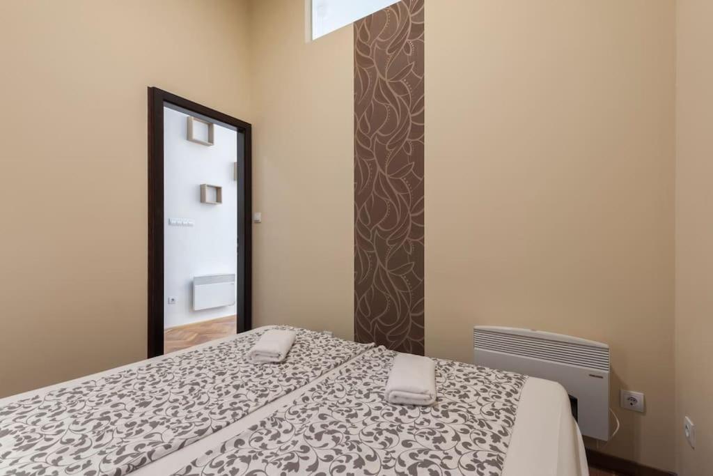 Szent Istvan Ter 4 Next To Basilica A 1 Bedroom Budapest Kültér fotó