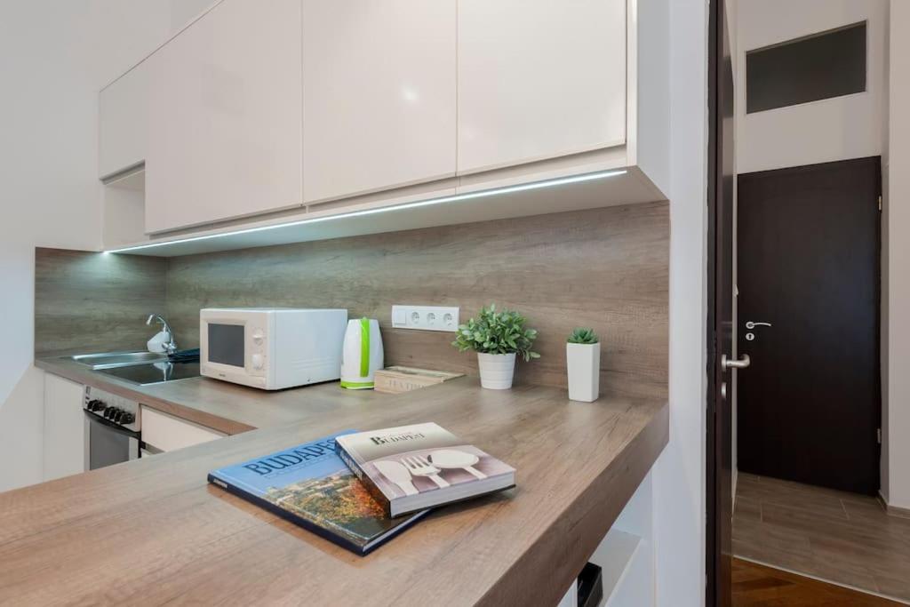 Szent Istvan Ter 4 Next To Basilica A 1 Bedroom Budapest Kültér fotó